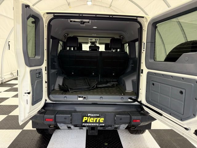 Used 2024 INEOS Grenadier Station Wagon AWD/4WD image 5