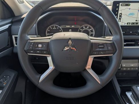New 2026 Mitsubishi Outlander ES AWD/4WD image 7