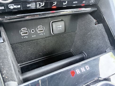 Used 2021 Jeep Grand Cherokee L Overland w/ Trailer Tow Package image 47