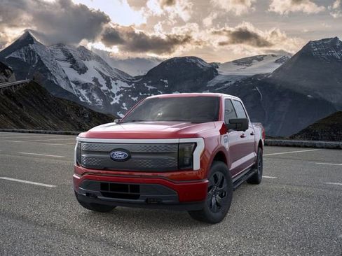 New 2025 Ford F150 Lightning Flash image 2