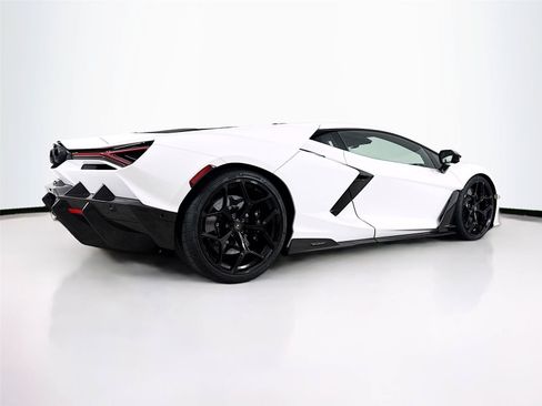 Used 2024 Lamborghini Revuelto AWD/4WD image 36