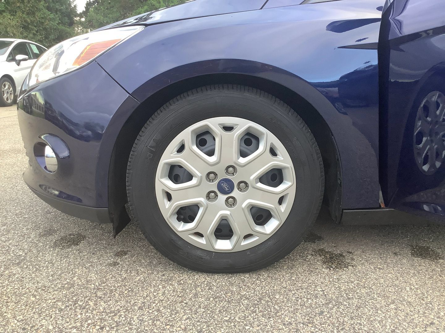 Used 2012 Ford Focus SE FWD image 31