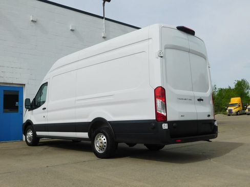 Used 2025 Ford Transit 250 148 High Roof Extended AWD w/ Load Area Protection Package image 7
