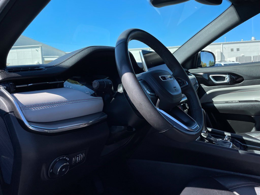 Used 2024 Jeep Compass Limited AWD/4WD image 28