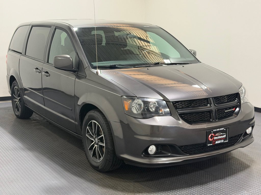 Used 2016 Dodge Grand Caravan SXT FWD image 4