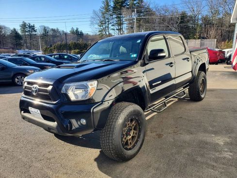 Used 2012 Toyota Tacoma 4x4 Double Cab w/ TRD Sport Upgrade Pkg image 4