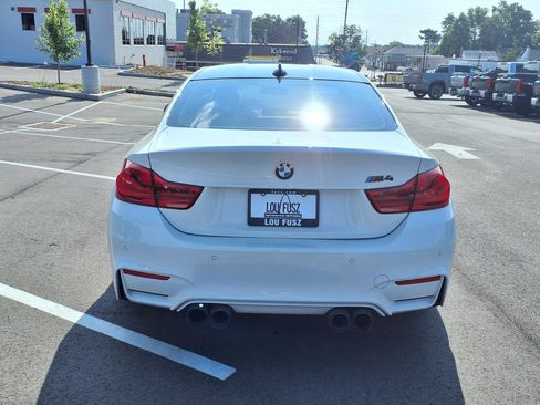 Used 2018 BMW M4 Coupe RWD image 23