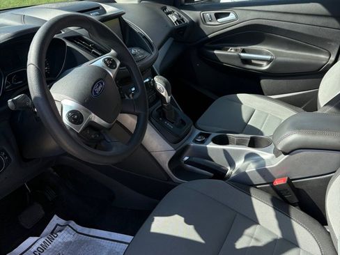Used 2014 Ford Escape SE w/ Equipment Group 201A FWD image 8