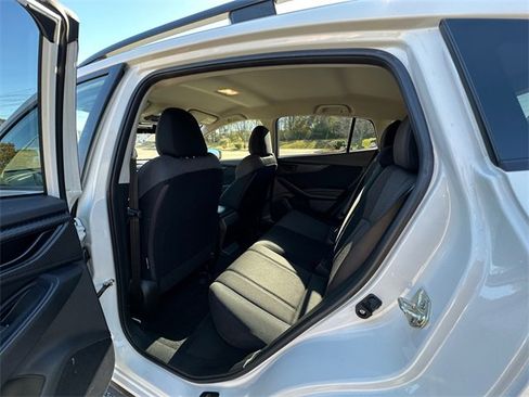 Used 2022 Subaru Crosstrek 2.0i image 18