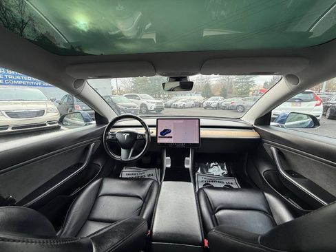 Used 2019 Tesla Model 3 Long Range RWD image 26