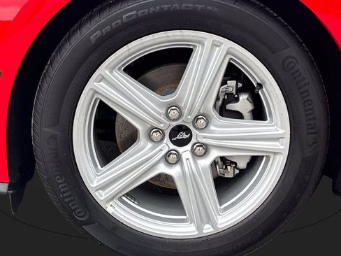 Used 2026 Ford Mustang Premium RWD image 9