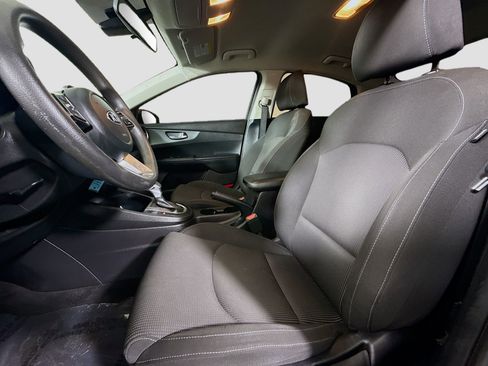 Used 2021 Kia Forte FE image 21