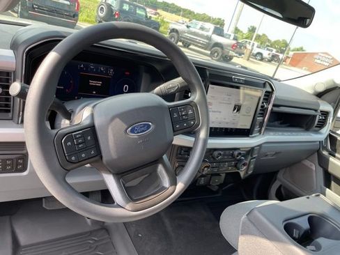 New 2026 Ford F250 XLT w/ XLT Premium Package AWD/4WD image 35