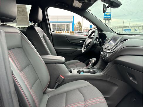 Certified 2022 Chevrolet Equinox RS w/ LPO, Floor Liner Package image 25