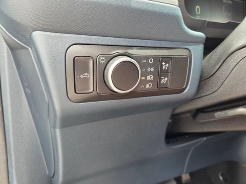 Used 2025 Ford Maverick XL w/ Equipment Group 102A AWD/4WD image 20