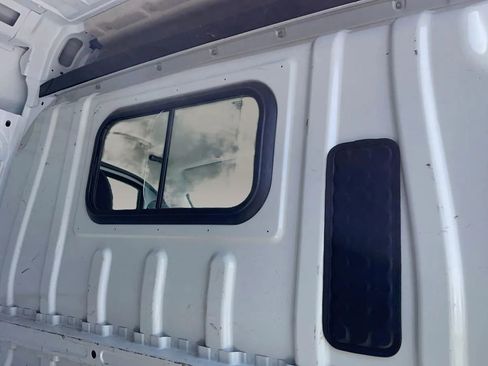 Used 2024 RAM ProMaster 2500 FWD image 39