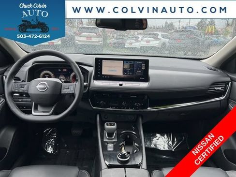 Certified 2026 Nissan Rogue SL AWD/4WD image 17