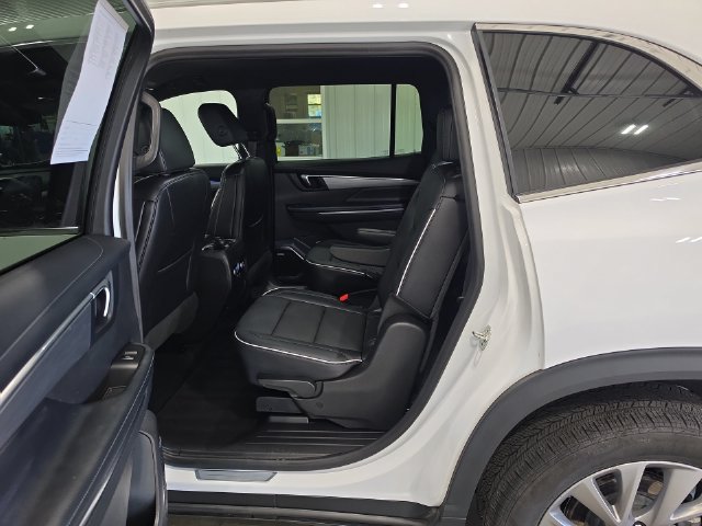 Used 2026 Buick Enclave Preferred AWD/4WD image 25