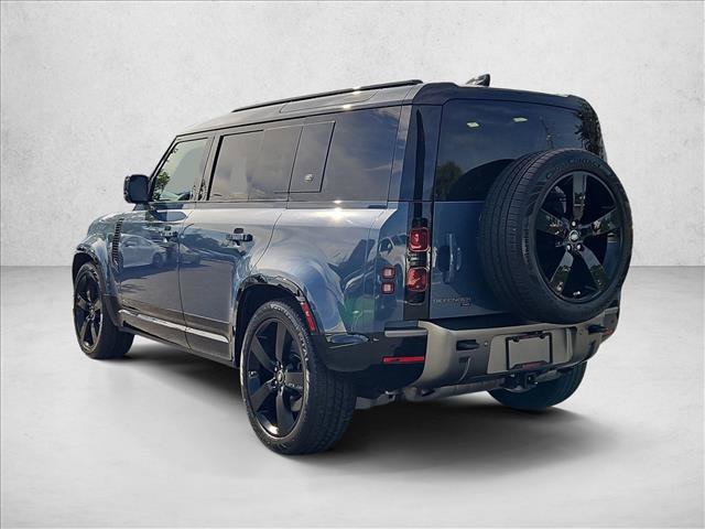 Used 2021 Land Rover Defender 110 X-Dynamic SE AWD/4WD image 8