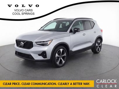 Used 2025 Volvo XC40 B5 Plus w/ Climate Package