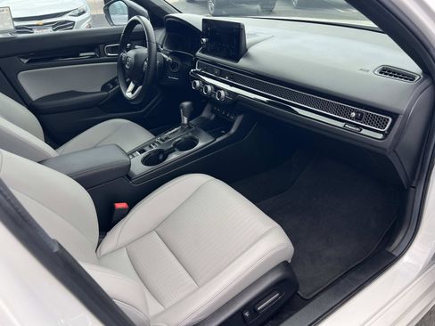 Used 2025 Honda Civic Sport Touring image 29