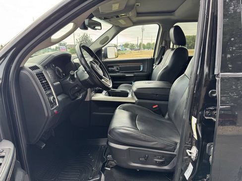 Used 2017 RAM 2500 Laramie w/ Sport Appearance Group AWD/4WD image 10