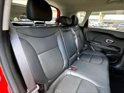 Used 2016 Kia Soul ! image 19