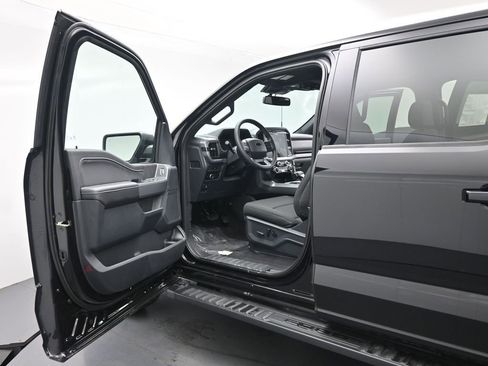 New 2026 Ford F150 XLT w/ Equipment Group 302A MID image 8