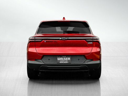 New 2026 Chevrolet Equinox EV LT image 5