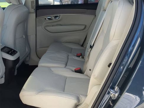 New 2026 Volvo XC90 B6 Ultra w/ Protection Package Premier image 18