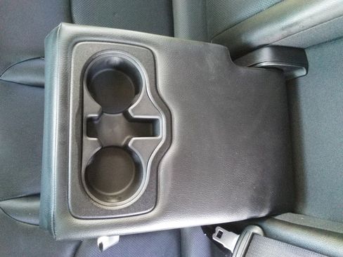 Used 2022 Jeep Compass Latitude image 11