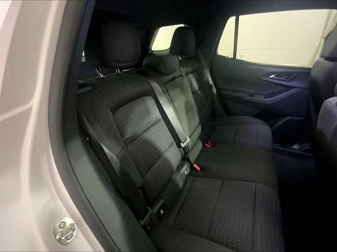 Used 2026 Chevrolet Equinox LT AWD/4WD image 25