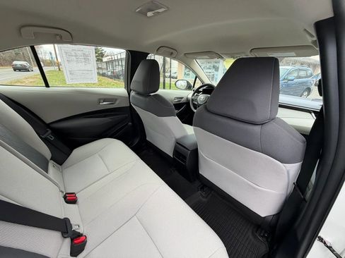 Used 2020 Toyota Corolla LE image 15