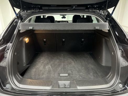 Certified 2025 Chevrolet Trax LT w/ LT Convenience Package image 25