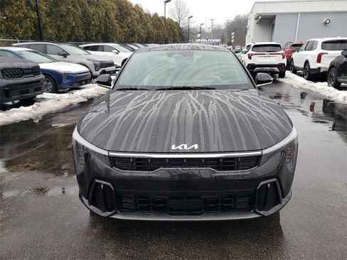 New 2025 Kia K4 GT-Line image 2