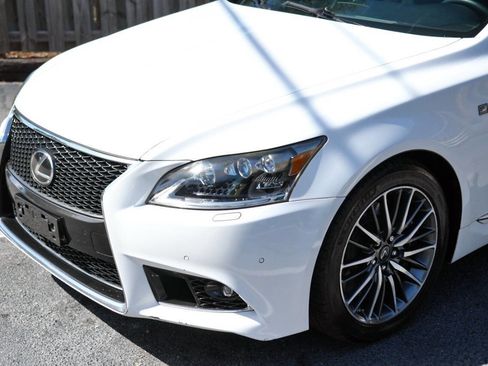 Used 2013 Lexus LS 460 w/ F-Sport Pkg RWD image 4