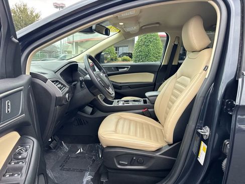 Used 2024 Ford Edge SEL image 23