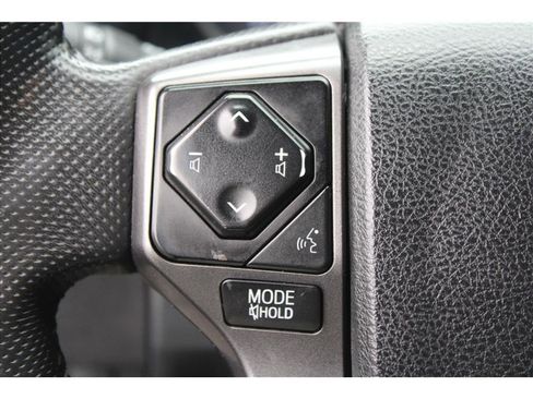 Used 2023 Toyota Tacoma TRD Off-Road image 18