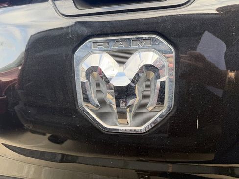 Used 2022 RAM 1500 Limited w/ Body Color Bumper Group image 8