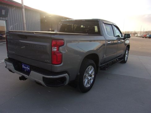Used 2022 Chevrolet Silverado 1500 LTZ w/ Technology Package image 4