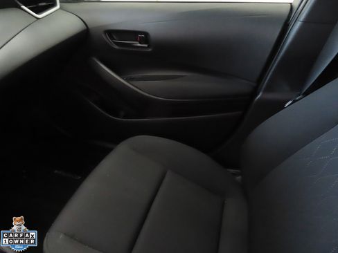 Used 2026 Toyota Corolla LE FWD image 18