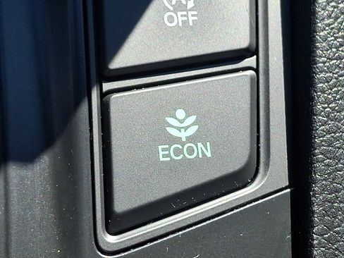 Used 2020 Honda CR-V Touring image 27