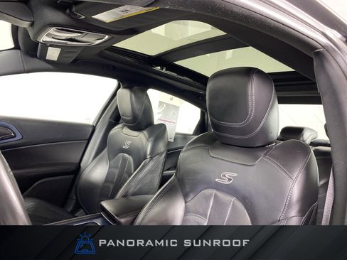 Used 2016 Chrysler 200 S w/ Navigation & Sound Group I AWD/4WD image 2