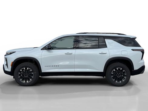 New 2026 Chevrolet Traverse Z71 w/ Enhanced Driving Package image 2