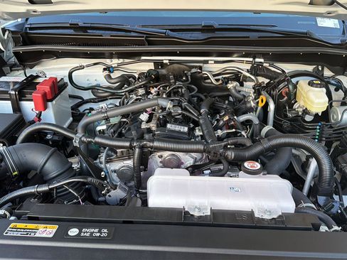 New 2026 Toyota 4Runner SR5 AWD/4WD image 31