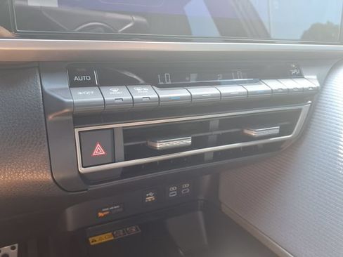 Used 2025 Toyota Camry SE w/ Multimedia Upgrade Package FWD image 30