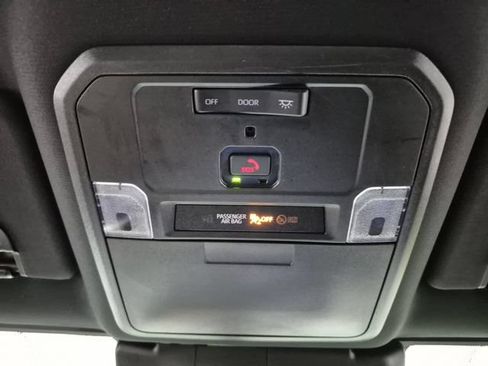 Used 2024 Toyota Tacoma SR RWD image 22