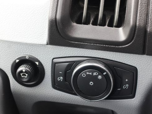 Used 2019 Ford Transit 350 XLT RWD image 19