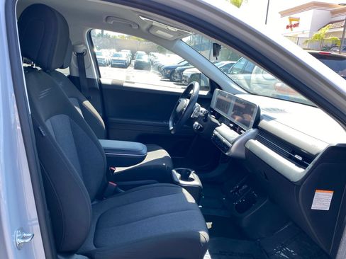 Certified 2024 Hyundai Ioniq 5 SE RWD image 28