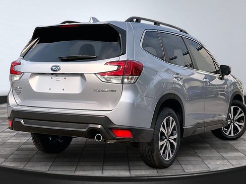 Certified 2023 Subaru Forester Limited AWD/4WD image 2